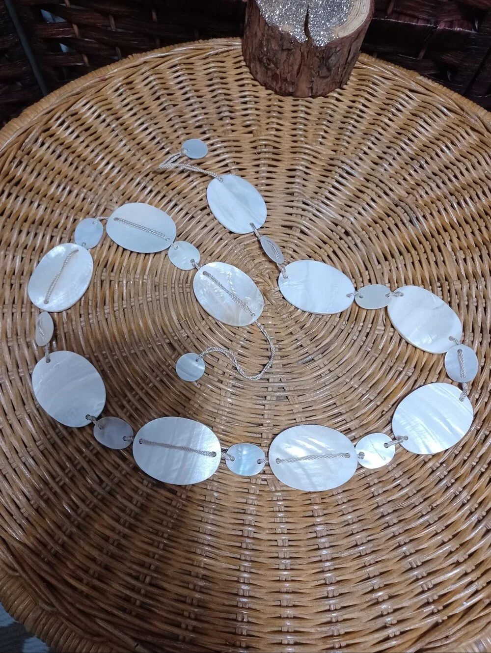 White Shell Disc Statement Belt